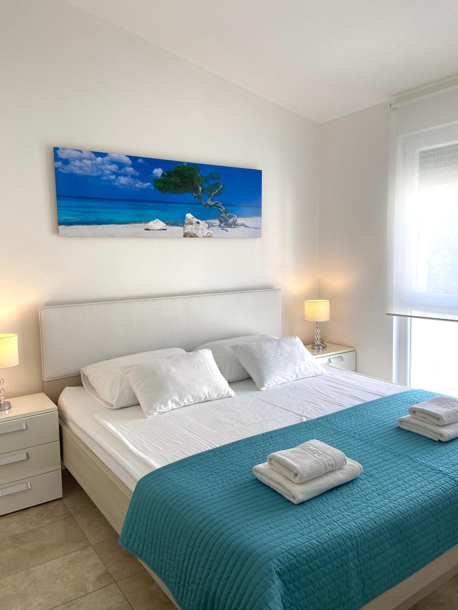 Apartmani Villa Adriatic Vir Exterior photo