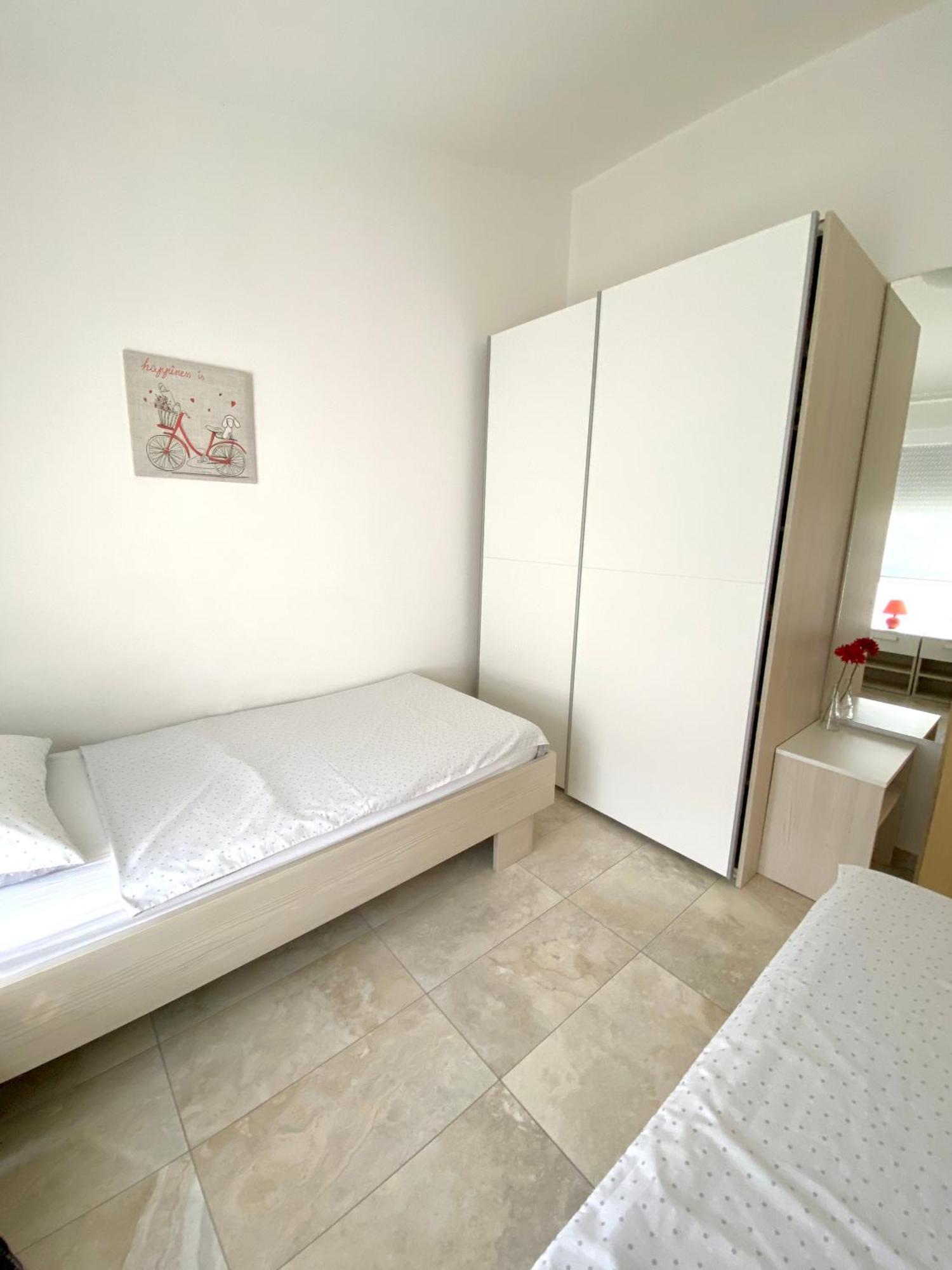 Apartmani Villa Adriatic Vir Exterior photo