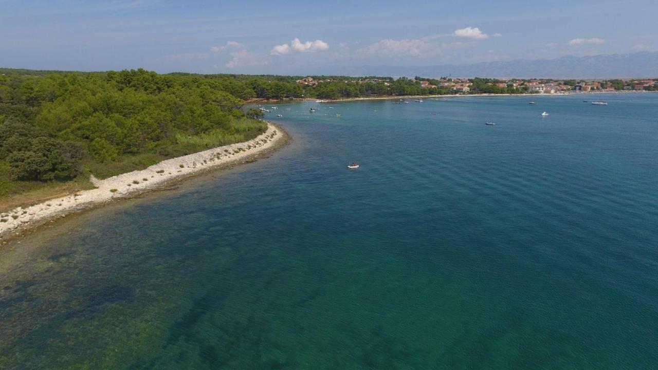 Apartmani Villa Adriatic Vir Exterior photo